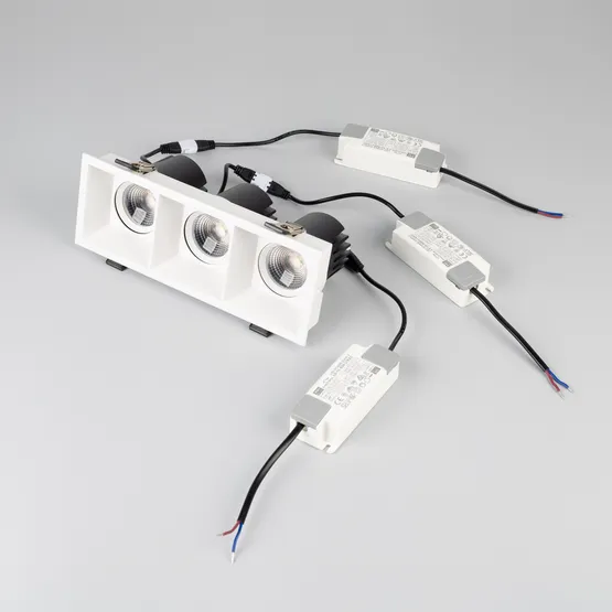 Фото #2 товара Светильник MS-FLOW-BUILT-S230x85-3x12W Day4000 (WH, 38 deg, 230V) (Arlight, IP20 Металл, 5 лет)
